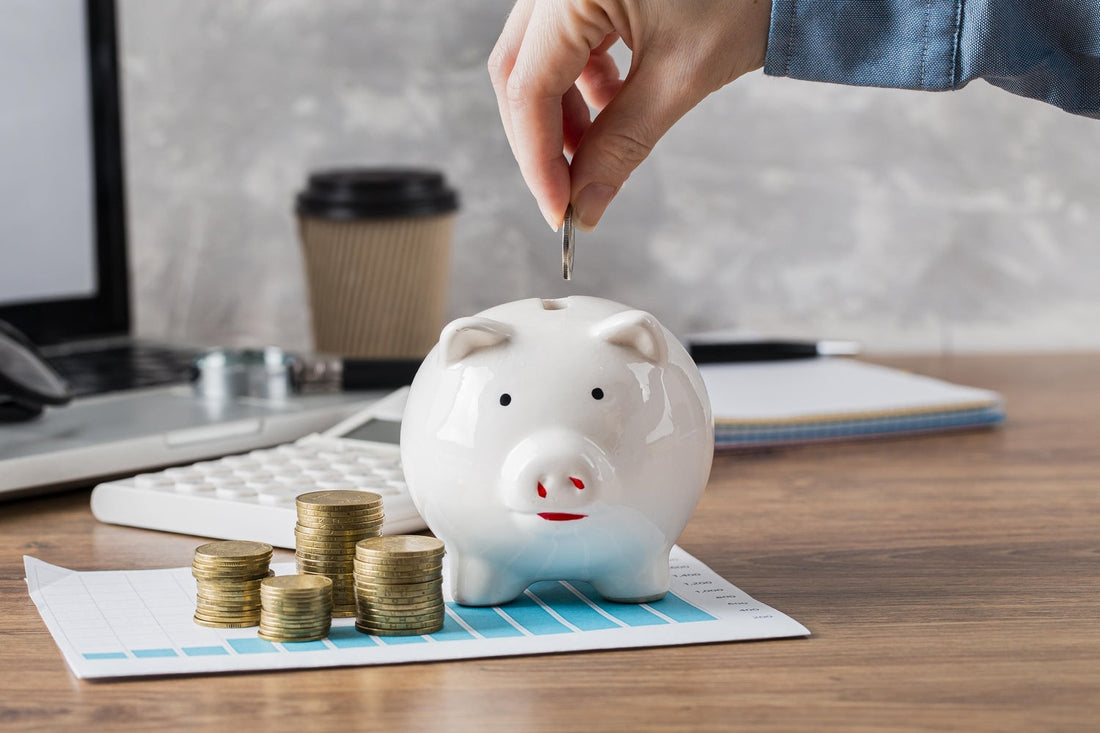 What Are the Best Tips to Manage Your Expenses While Traveling and Still Keep Your Health and Energy on Track?